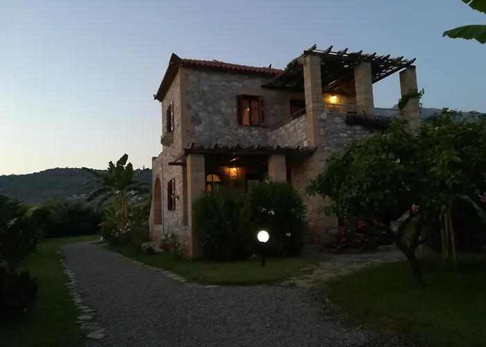 Stoupa's Paradise Semesterbostad Stoúpa