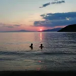 Stoupa's Paradise *