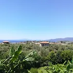 Stoupa's Paradise 度假居 *