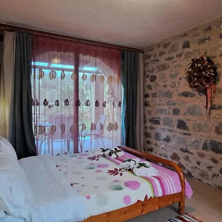 Stoupa's Paradise Holiday home *