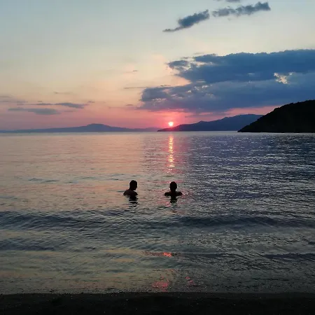 Stoupa's Paradise *