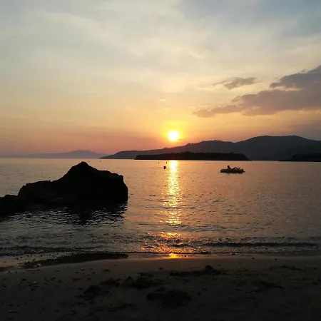 Casa de Férias Stoupa's Paradise *