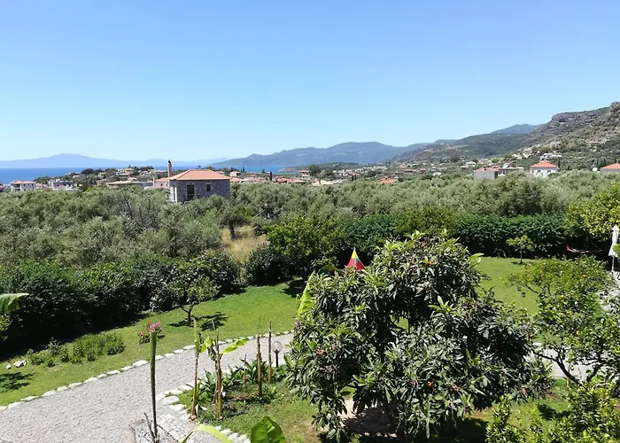 Stoupa's Paradise Ferienhaus *