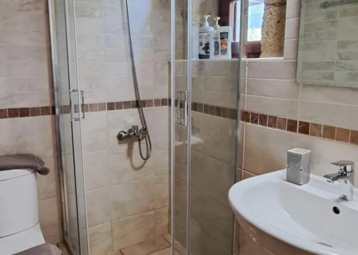 Stoupa's Paradise * Stoúpa